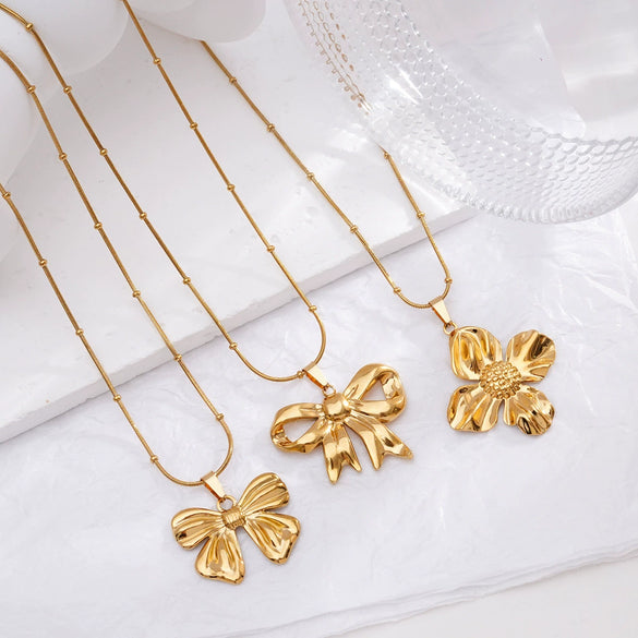 Wholesale Jewelry Light Luxury Bow Snake Bone Chain Pendant Necklace Titanium Stainless Steel Animal Zodiac Electroplated For Women