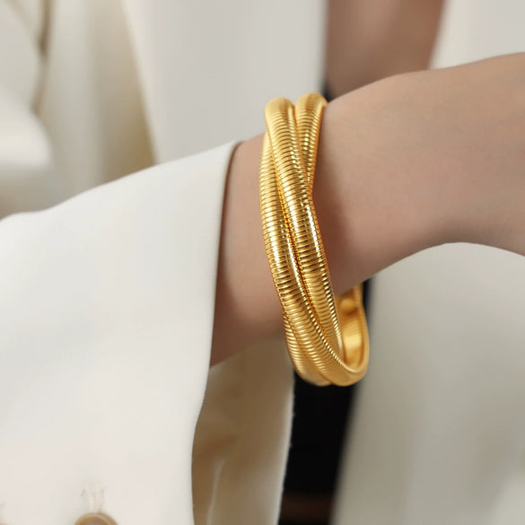 Wholesale Jewelry Light Luxury Fashion Gold Plated 316L Stainless Steel Snake Shaped Winding Elastic Bracelet For Women
