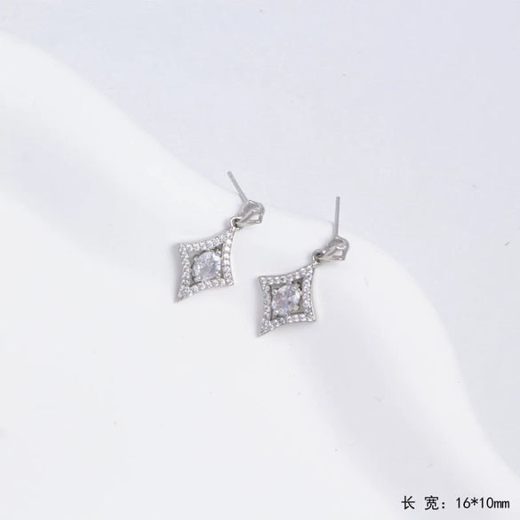 Wholesale Jewelry Light Luxury Geometric Quadrilateral Copper Inlaid Zircon Electroplated Pendant Necklace And Earrings Set For Women