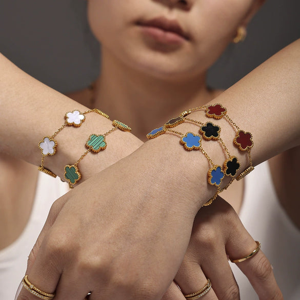 Wholesale Jewelry Light Luxury Style Geometric And Flower Pattern Stainless Steel Bracelet
