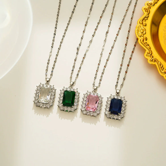 Wholesale Jewelry Light Luxury Style Geometric Titanium Steel Pendant Necklace With Diamond Design And Water Wave Chain