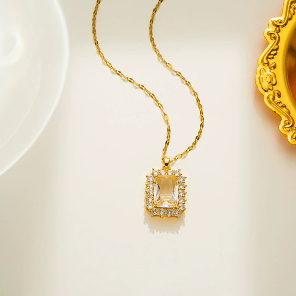 Wholesale Jewelry Light Luxury Style Geometric Titanium Steel Pendant Necklace With Diamond Design And Water Wave Chain