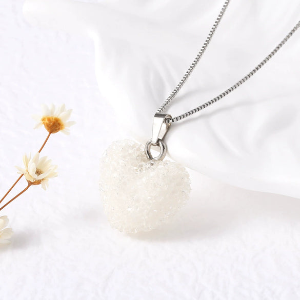 Wholesale Jewelry Minimalist Heart Shape Copper Pendant Necklace Gold Plated O Chain For Women