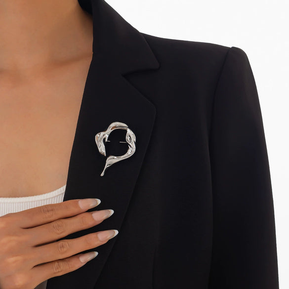 Wholesale Jewelry Minimalist Style Geometric Alloy Liquid Irregular Brooch For Women Electroplated