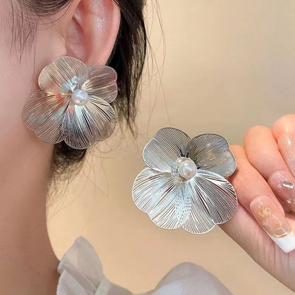 Wholesale Jewelry Modern Style Classic Style Flower Alloy Ear Studs