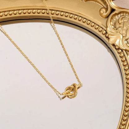 Wholesale Jewelry Novelty Simple Style Artistic Knot 304 Stainless Steel 18K Gold Plated Plating Pendant Necklace