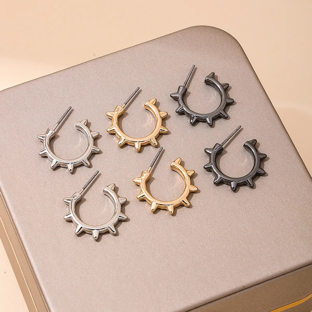 Wholesale Jewelry Punk Simple Style Gear Alloy Ear Studs