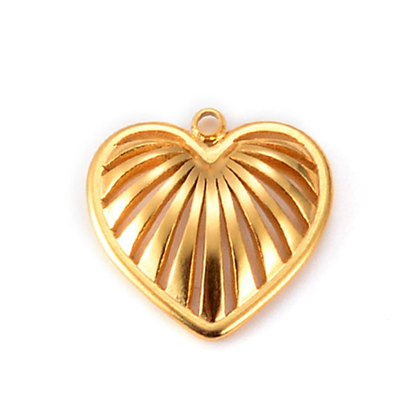 Wholesale Jewelry Retro Art Embossed Hollow Love Stainless Steel Peach Heart Pendant 18K Gold Plated