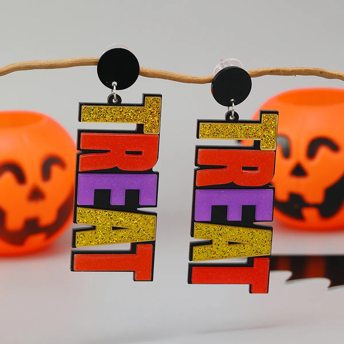 1 Pair Retro Exaggerated Funny Halloween Pattern Arylic Alloy Drop Earrings