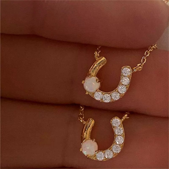 Wholesale Jewelry Retro Geometric Ushaped Horseshoe Copper Zircon Opal Electroplated Pendant
