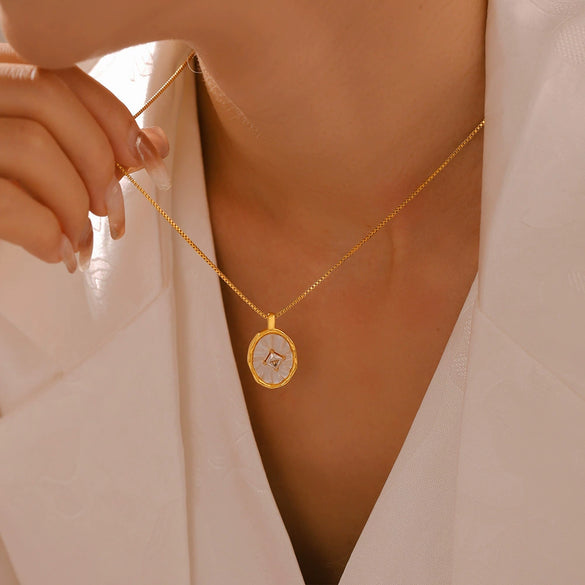 Wholesale Jewelry Retro Oval Geometric Zircon Copper Pendant 316L Stainless Steel Clavicle Chain 18K Gold Plated