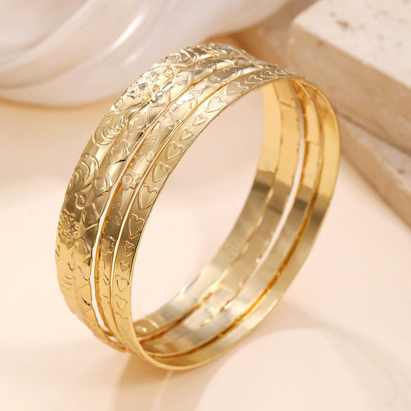 Wholesale Jewelry Retro Simple Geometric Flower Love Pattern Iron Electroplated Women's Bracelet