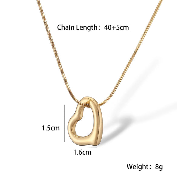 Wholesale Jewelry Retro Simple Style Commute Heart Shape 304 Stainless Steel Hollow Out