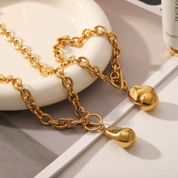Wholesale Jewelry Retro Stainless Steel Geometric Asymmetrical Buckle Pendant Necklace Goldplated Vacuum Plating For Women