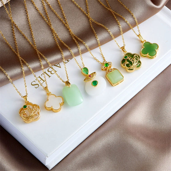 Wholesale Jewelry Retro Style Copper Electroplated Ochain Mixed Gem Inlay Safety Lock Clover Pendant Clavicle Chain For Women