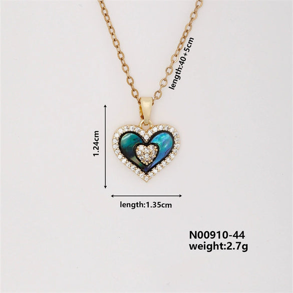 Wholesale Jewelry Retro Style Copper Inlaid Zircon Heart Pendant Ochain Necklace For Female