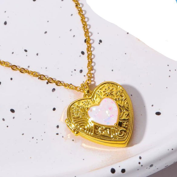 Wholesale Jewelry Retro Style Heart Shape Copper Pendant Ochain Necklace With Electroplating