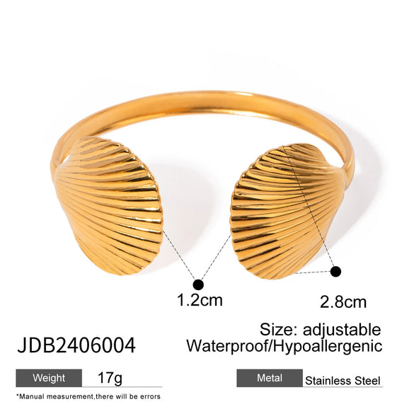 Wholesale Jewelry Retro Style Stainless Steel Scallop Opening Bracelet With Electroplating
