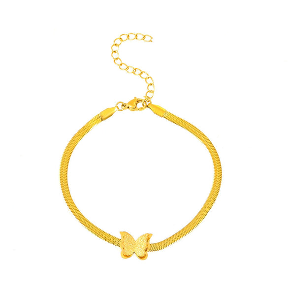Wholesale Jewelry Retro Style Stainless Steel Three Piece Set With Bear And Little Pig Pattern Earrings Necklace And Bracelet Electroplated For Women