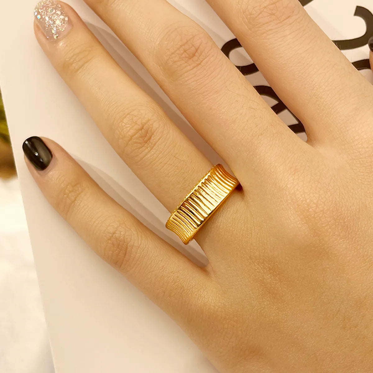 Wholesale Jewelry Roman Style Commute Stripe 304 Stainless Steel 14K Gold Plated Rings