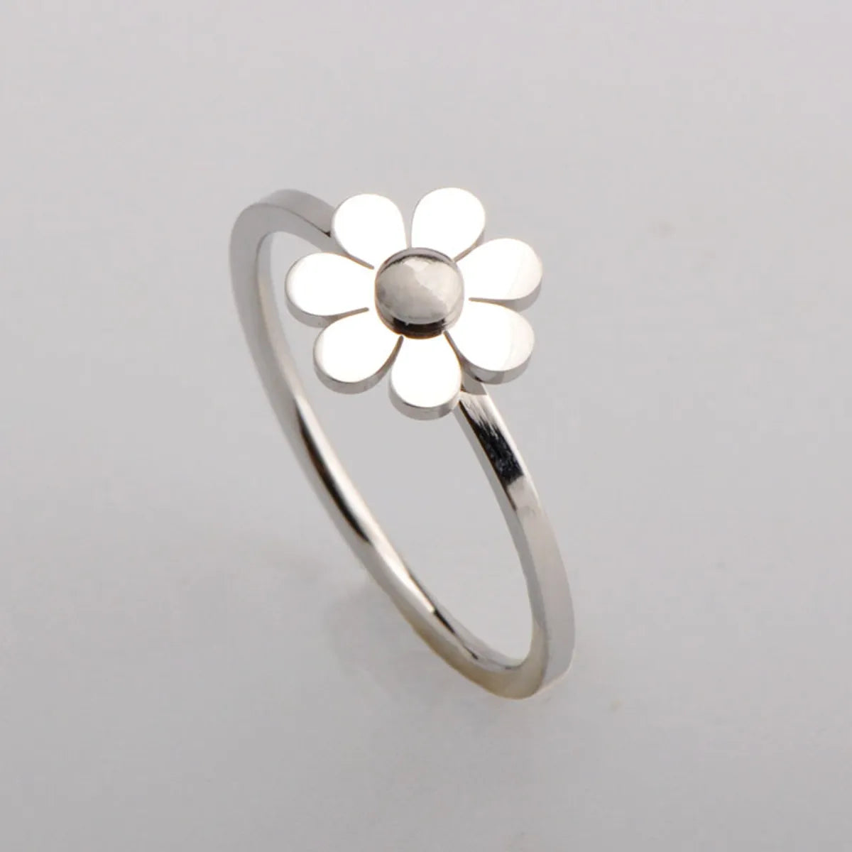 Wholesale Jewelry Romantic Modern Style Sweet Flower 304 Stainless Steel 18K Gold Plated Rings