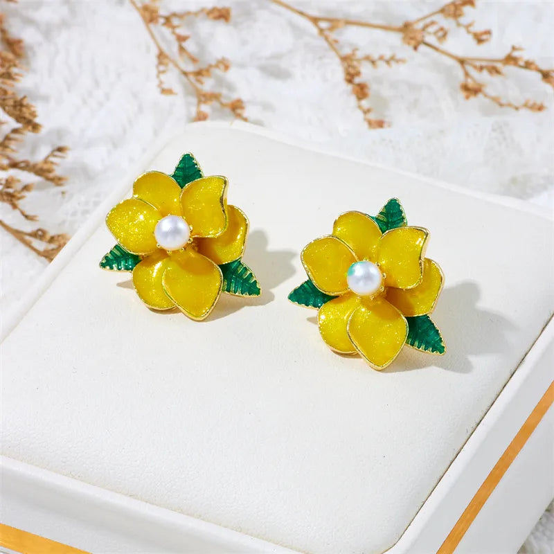 1 Pair Romantic Sweet Flower Enamel Lacquer Painting Inlay Alloy Artificial Pearls Ear Studs