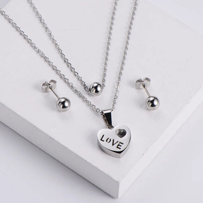 304 Stainless Steel Simple Style Heart Pendant Necklace