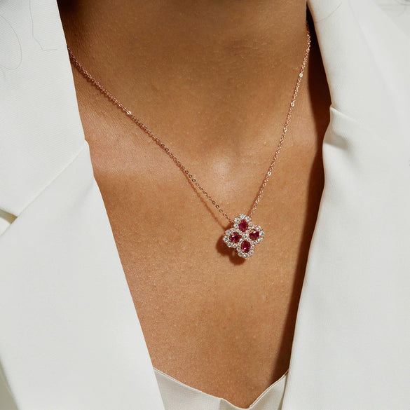 Wholesale Jewelry S925 Silver Geometric Four Leaf Clover Retro Minimalist Necklace Set With Diamonds O Word Chain For Women
