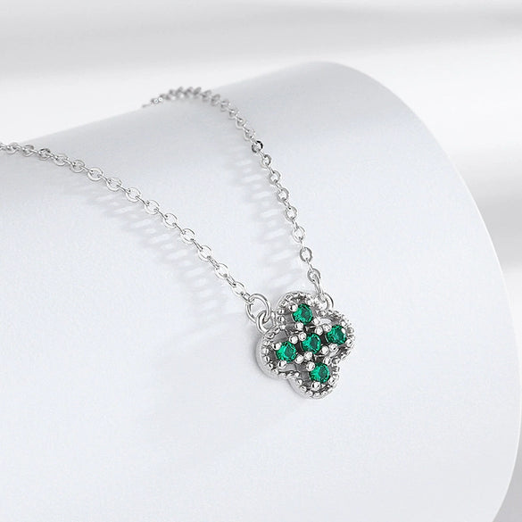 Wholesale Jewelry S925 Sterling Silver Four Leaf Clover Flower Light Luxury Necklace