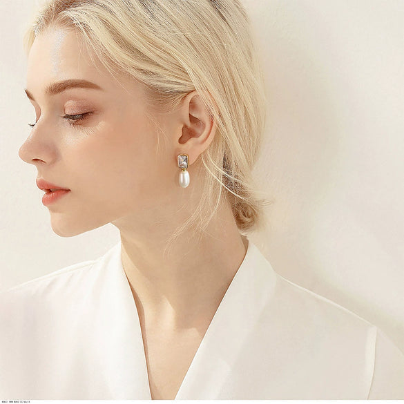 Wholesale Jewelry S925 Sterling Silver Square Zircon Natural Pearl Electroplating Geometric Earrings For Women