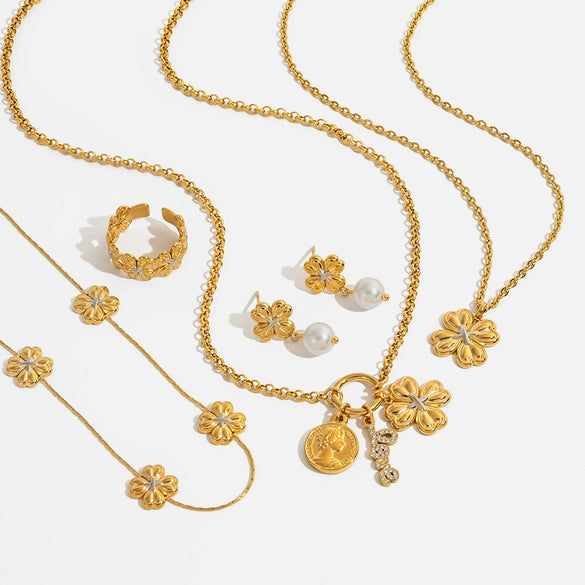 Wholesale Jewelry Set Stainless Steel Titanium Steel Electroplated Heart Four Leaf Clover Plants And Flowers Pattern Women's Earrings Necklace