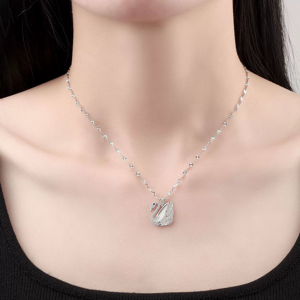 Wholesale Jewelry Silver 925 Sterling Silver White Jade Animal Swan Pendant Necklace With Electroplating