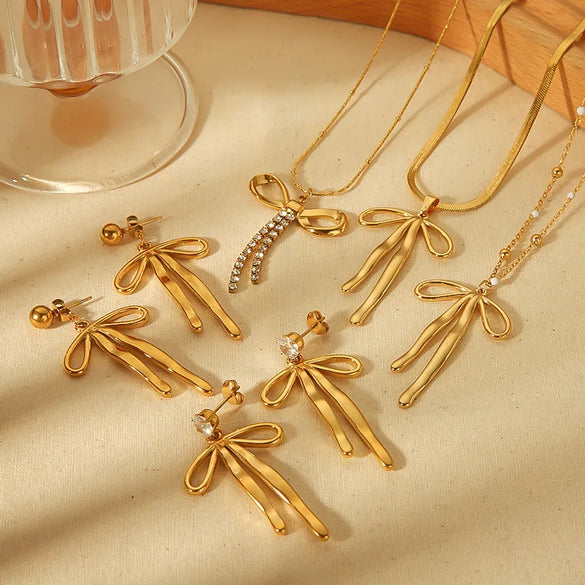 Wholesale Jewelry Simple Style Classic Style Bow Knot 304 Stainless Steel Zircon 18K Gold Plated Inlay Earrings Necklace Jewelry Set