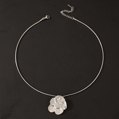 Wholesale Jewelry Simple Style Classic Style Flower 304 Stainless Steel Plating Pendant Necklace