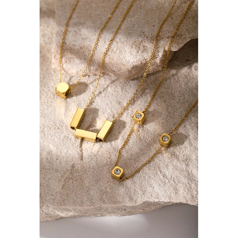 Wholesale Jewelry Simple Style Classic Style Geometric Solid Color 304 Stainless Steel 14K Gold Plated Hollow Out Inlay Pendant Necklace