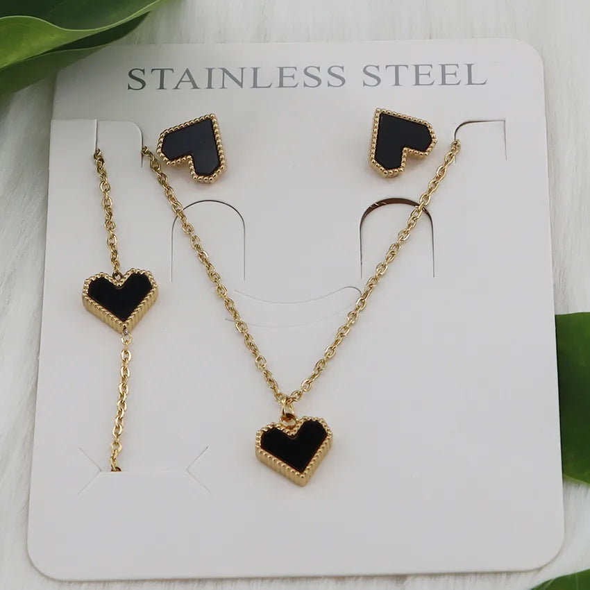 Wholesale Jewelry Simple Style Classic Style Heart Shape 304 Stainless Steel Gold Plated Jewelry Set