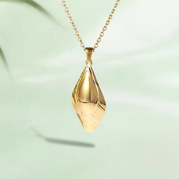 Wholesale Jewelry Simple Style Classic Style Solid Color 304 Stainless Steel 18K Gold Plated Plating Pendant Necklace