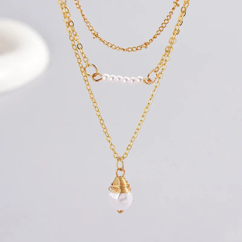 Wholesale Jewelry Simple Style Classic Style Solid Color Alloy Gold Plated Plating Layered Necklaces