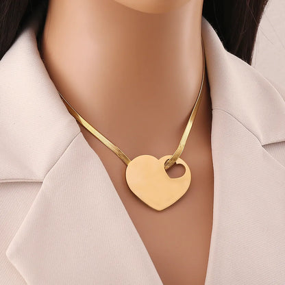 Wholesale Jewelry Simple Style Classic Style Star Heart Shape Butterfly 304 Stainless Steel 18K Gold Plated Plating Pendant Necklace