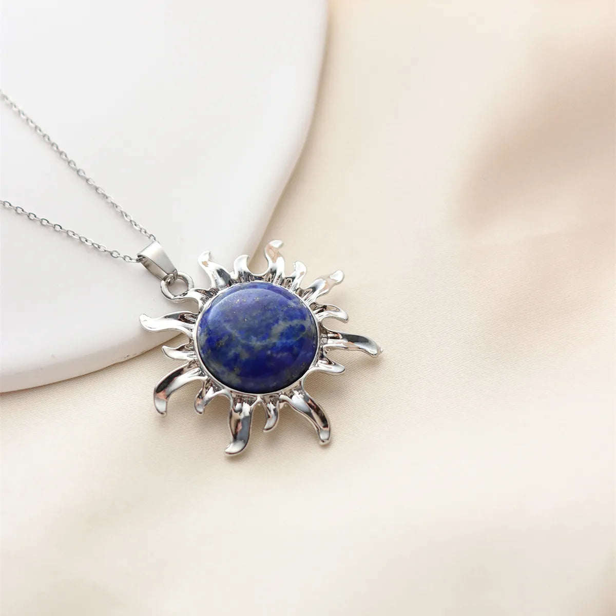 Wholesale Jewelry Simple Style Classic Style Sun Alloy Natural Stone Silver Plated Plating Inlay Pendant Necklace