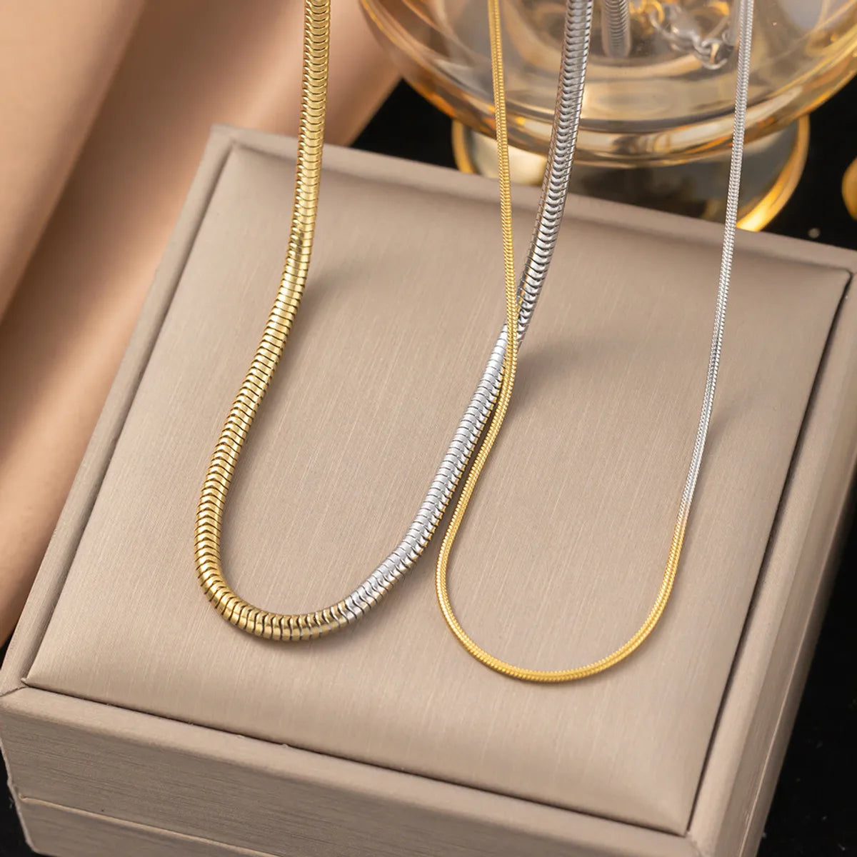 Wholesale Jewelry Simple Style Color Block Titanium Steel Plating Necklace