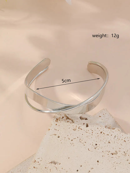 Simple Style Cross Heart Shape Knot Alloy Iron Plating Women'S Bangle