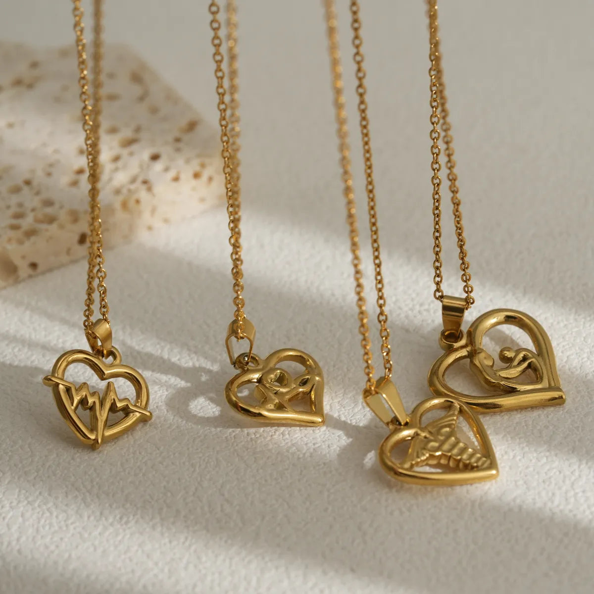 Wholesale Jewelry Simple Style Electrocardiogram Heart Shape Wings 304 Stainless Steel 18K Gold Plated Pendant Necklace