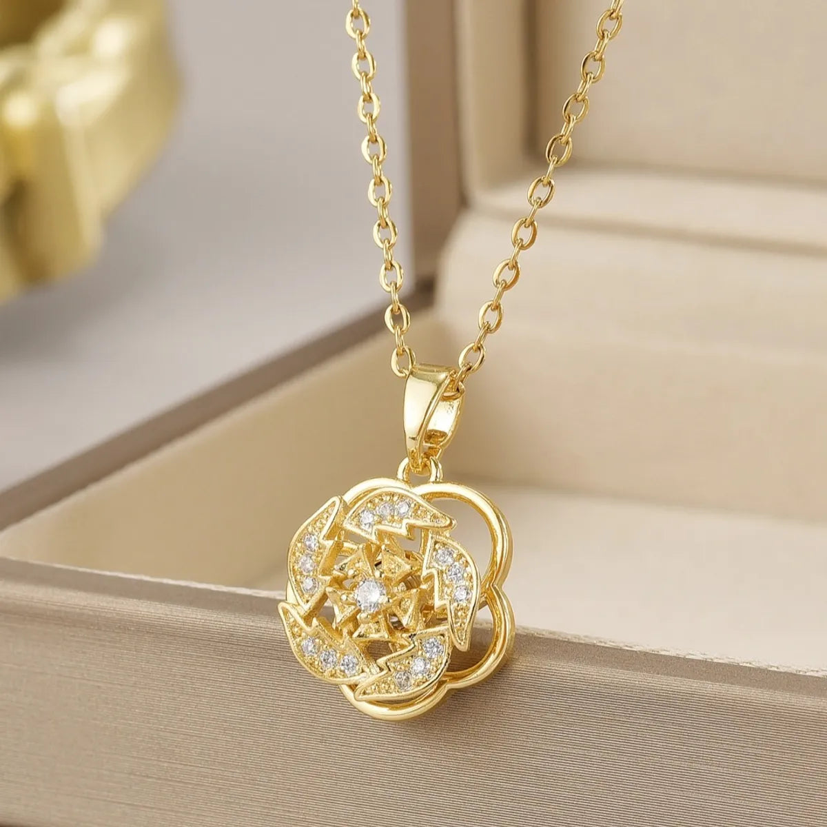 Wholesale Jewelry Simple Style Flower Titanium Steel Irregular Plating Pendant Necklace