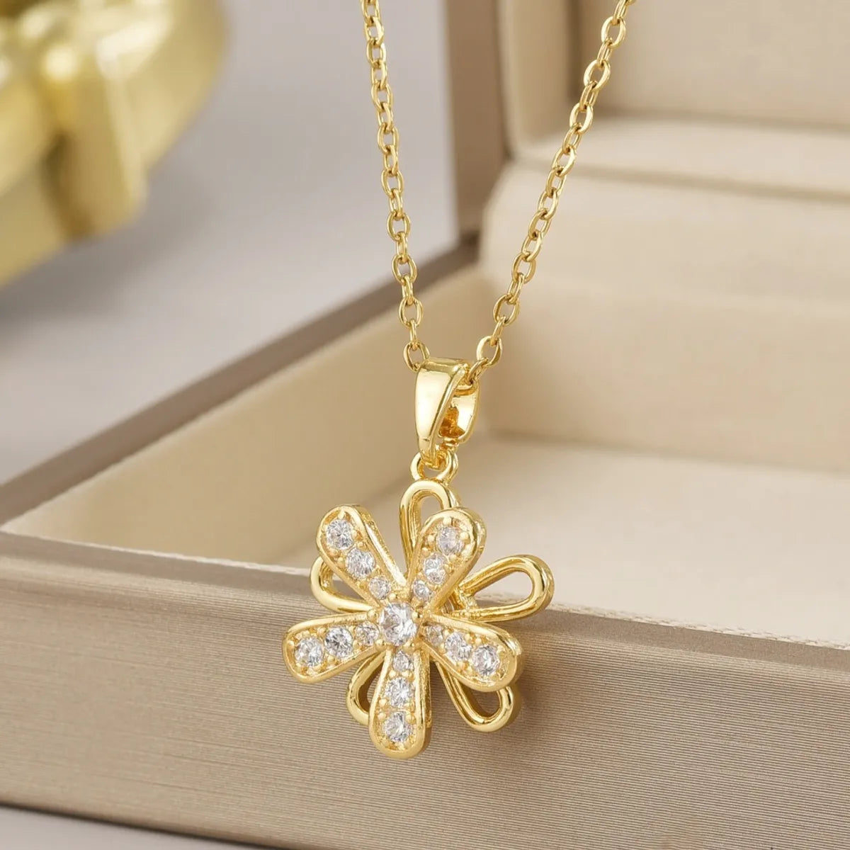 Wholesale Jewelry Simple Style Flower Titanium Steel Irregular Plating Pendant Necklace