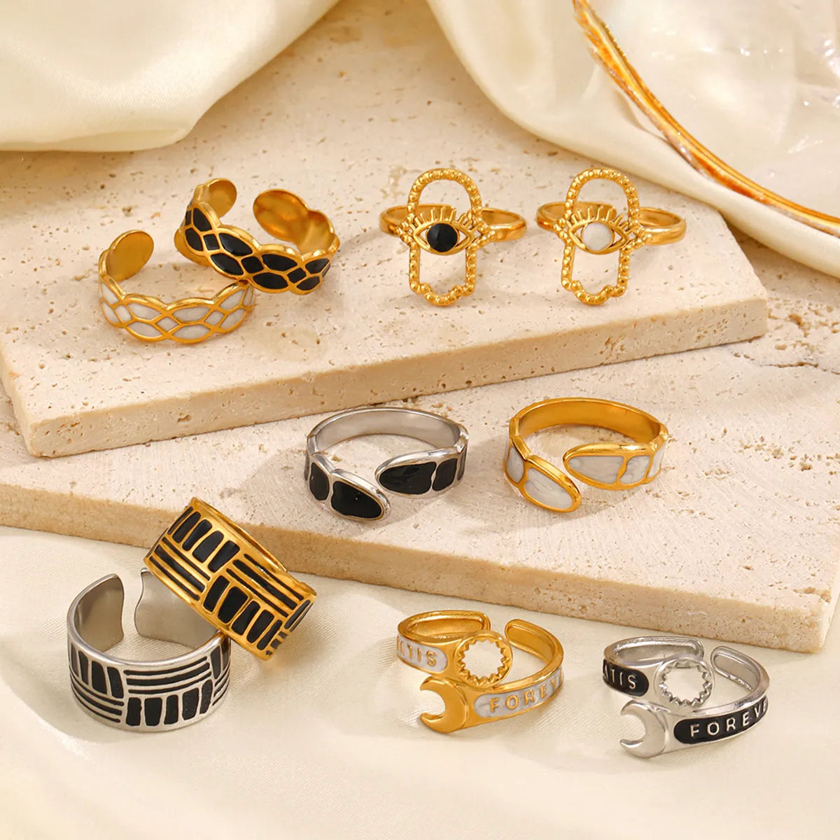 Wholesale Jewelry Simple Style Geometric Letter Eye 304 Stainless Steel 18K Gold Plated Enamel Open Rings