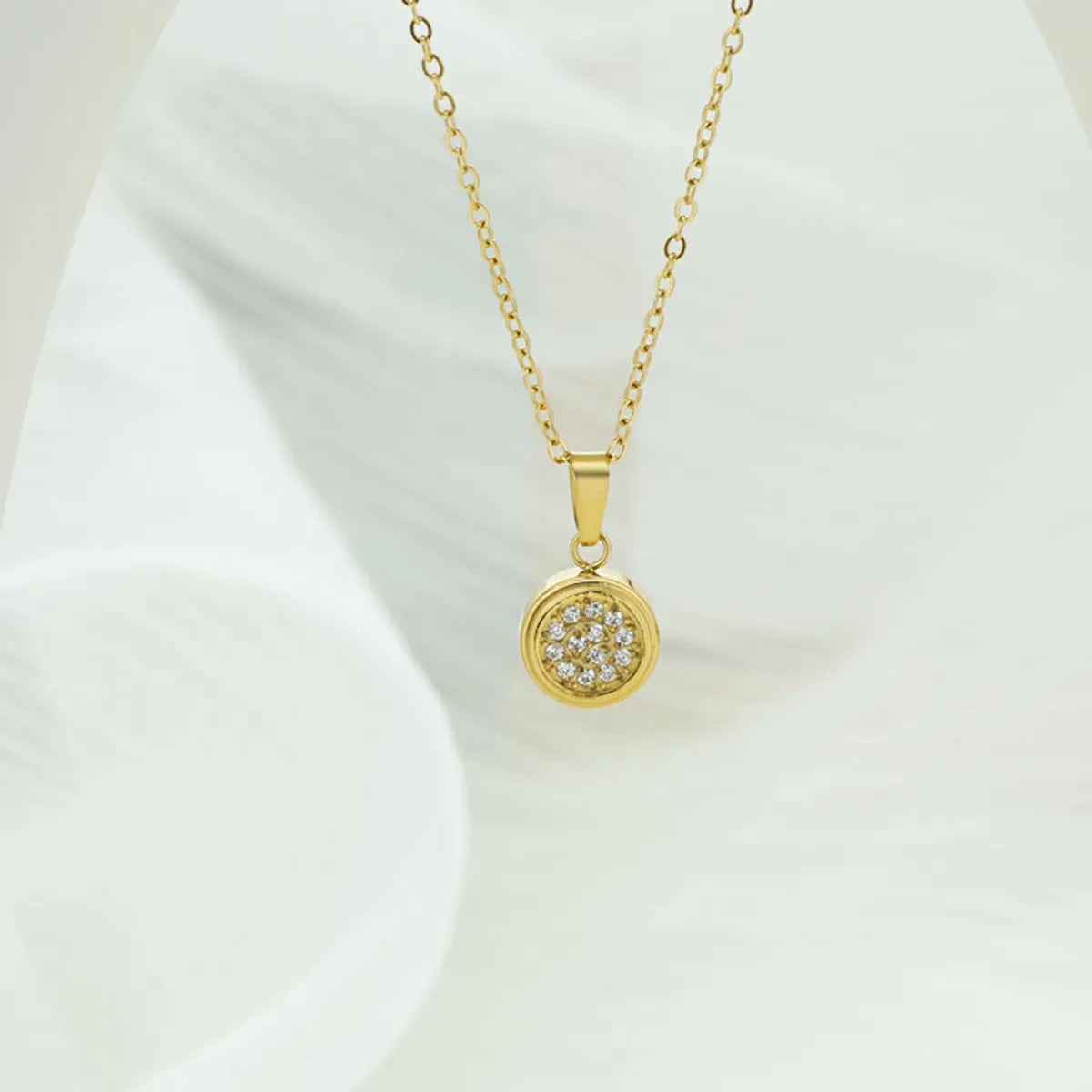 Wholesale Jewelry Simple Style Geometric Titanium Steel Zircon Plating Pendant Necklace