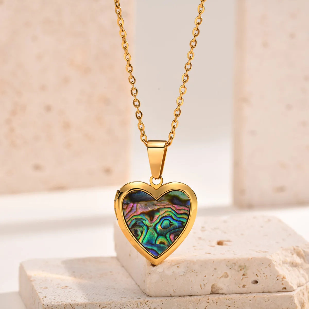 Wholesale Jewelry Simple Style Heart Shape 201 Stainless Steel Shell 18K Gold Plated Plating