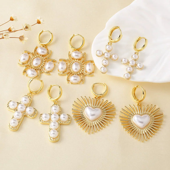 Wholesale Jewelry Simple Style Heart Shape Copper 18K Gold Plated Pearl Love Earrings For Women