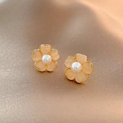 Wholesale Jewelry Simple Style Heart Shape Flower Opal Artificial Gemstones Plating Inlay Ear Studs